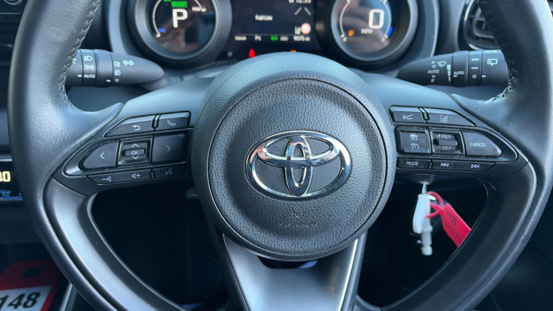 Toyota Yaris 1.5 Hybrid Design 5dr CVT Hybrid Hatchback